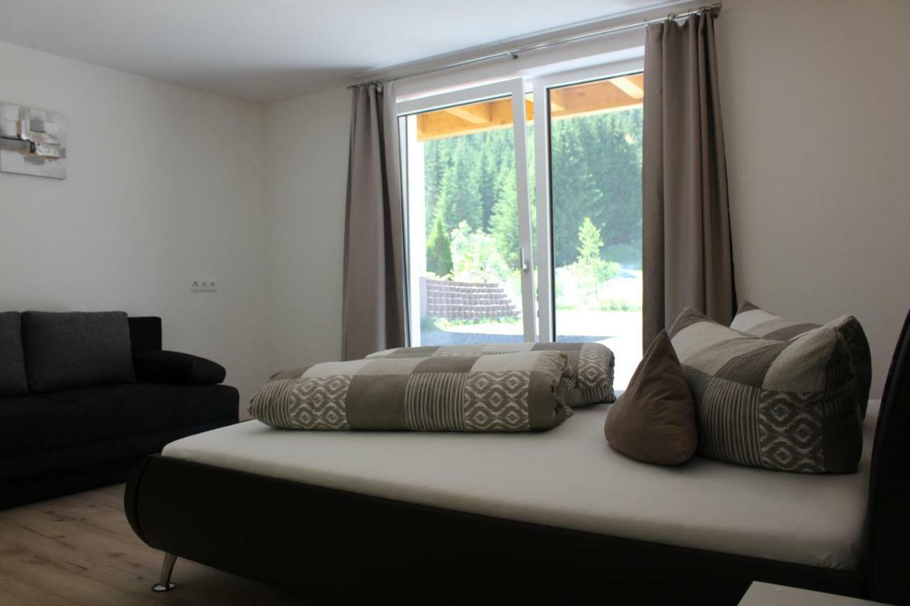 Apart Alpenjuwel Sankt Leonhard im Pitztal Esterno foto