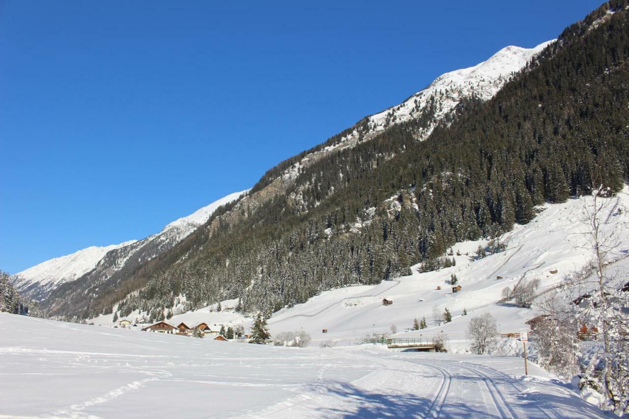 Apart Alpenjuwel Sankt Leonhard im Pitztal Esterno foto